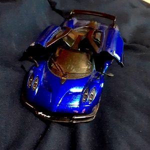 Toy Car (Pagani)